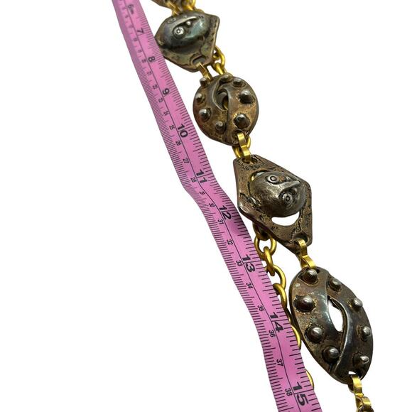 Brutalist Chain Metal Belt Abstract Faces Iron Giant Gold Silver Tone Aged Retro main image 11